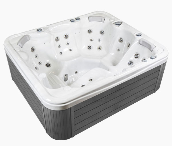 Leo P&P Spa | Wellis Spas available at the Recreational Warehouse Southwest Florida (Naples, Fort Myers and Port Charlotte Locations) Pool Warehouse